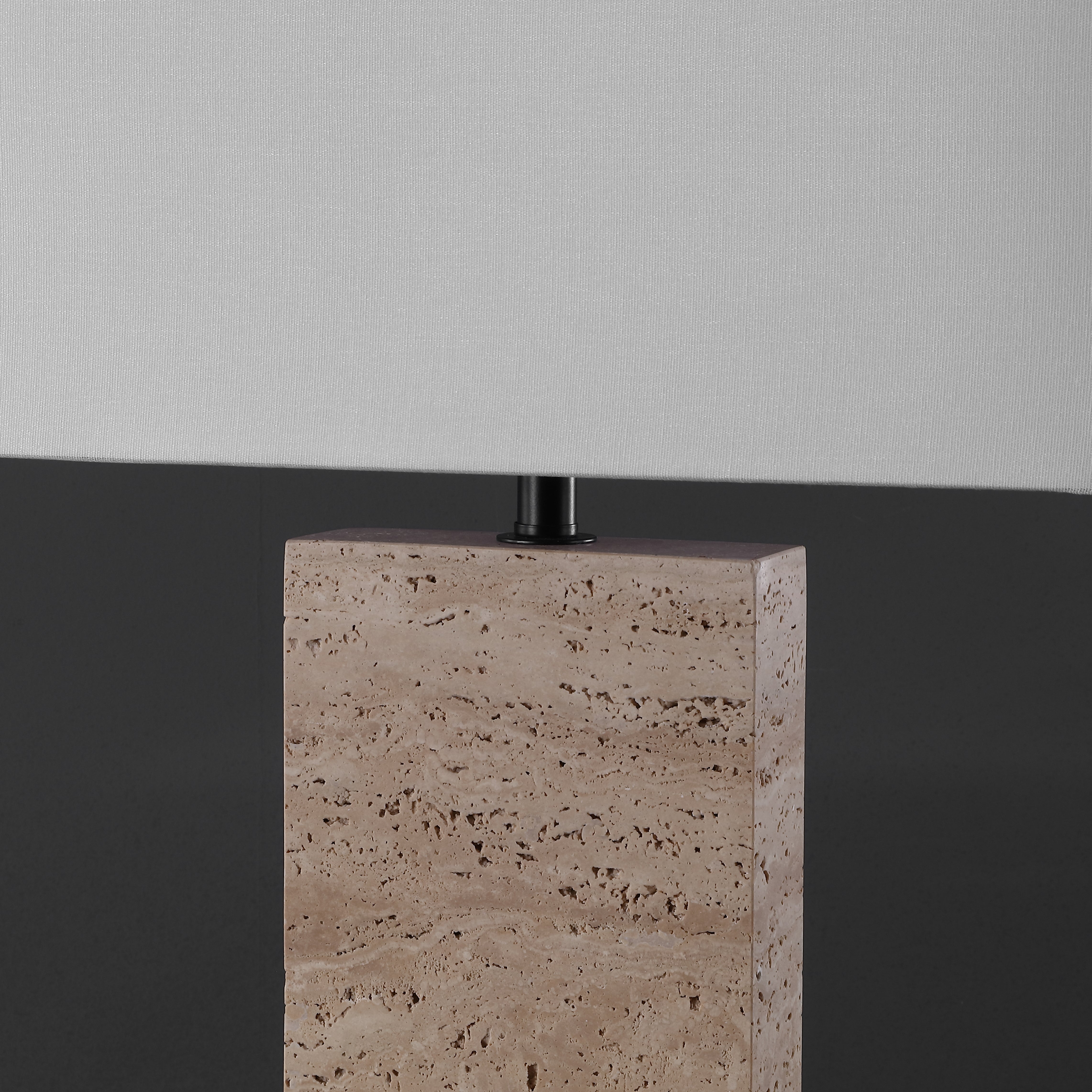 JENNABRIANA TRAVERTINE LAMP