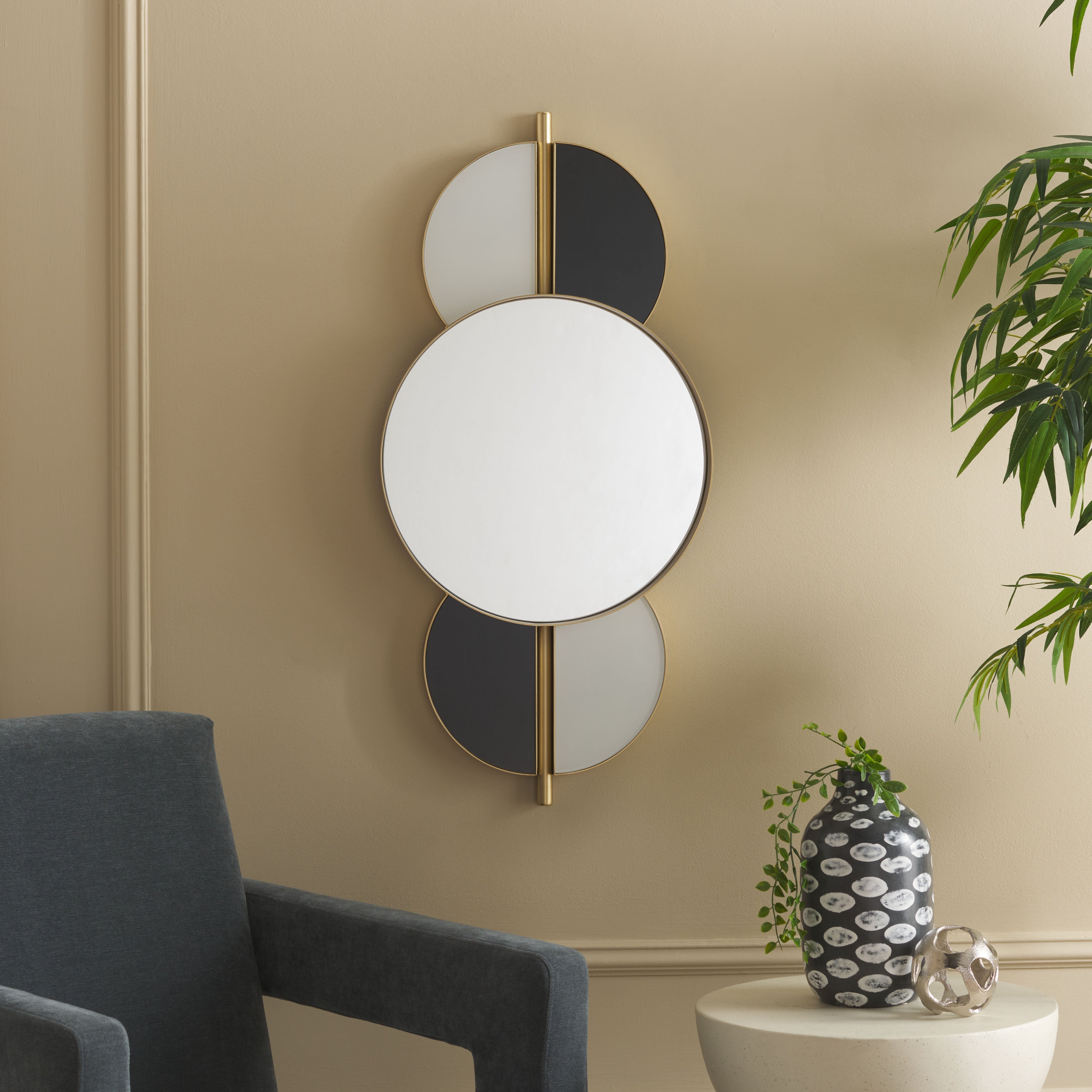 SYRUS MIRROR