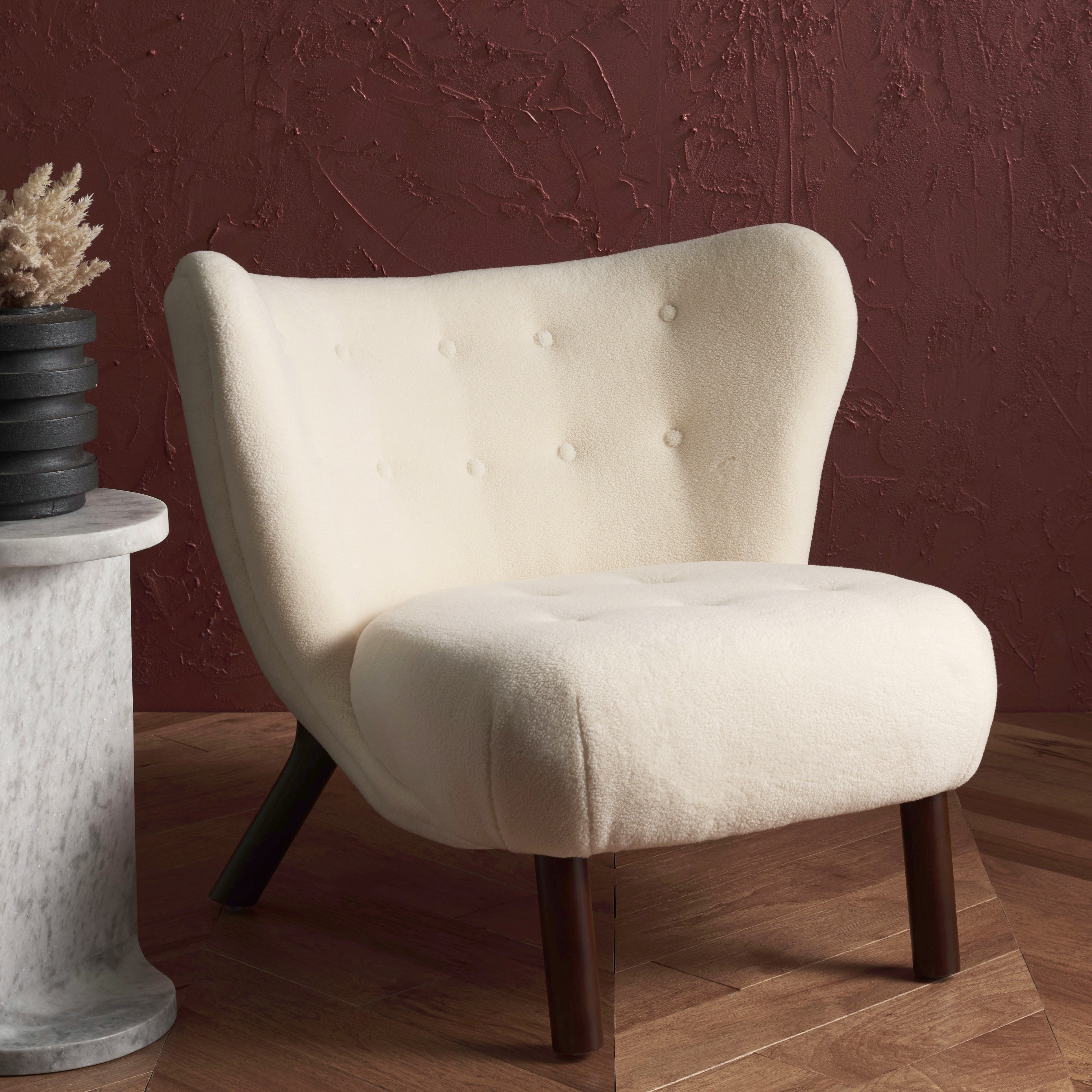 CHAISE WINGBACK MODERNE GABRIEL