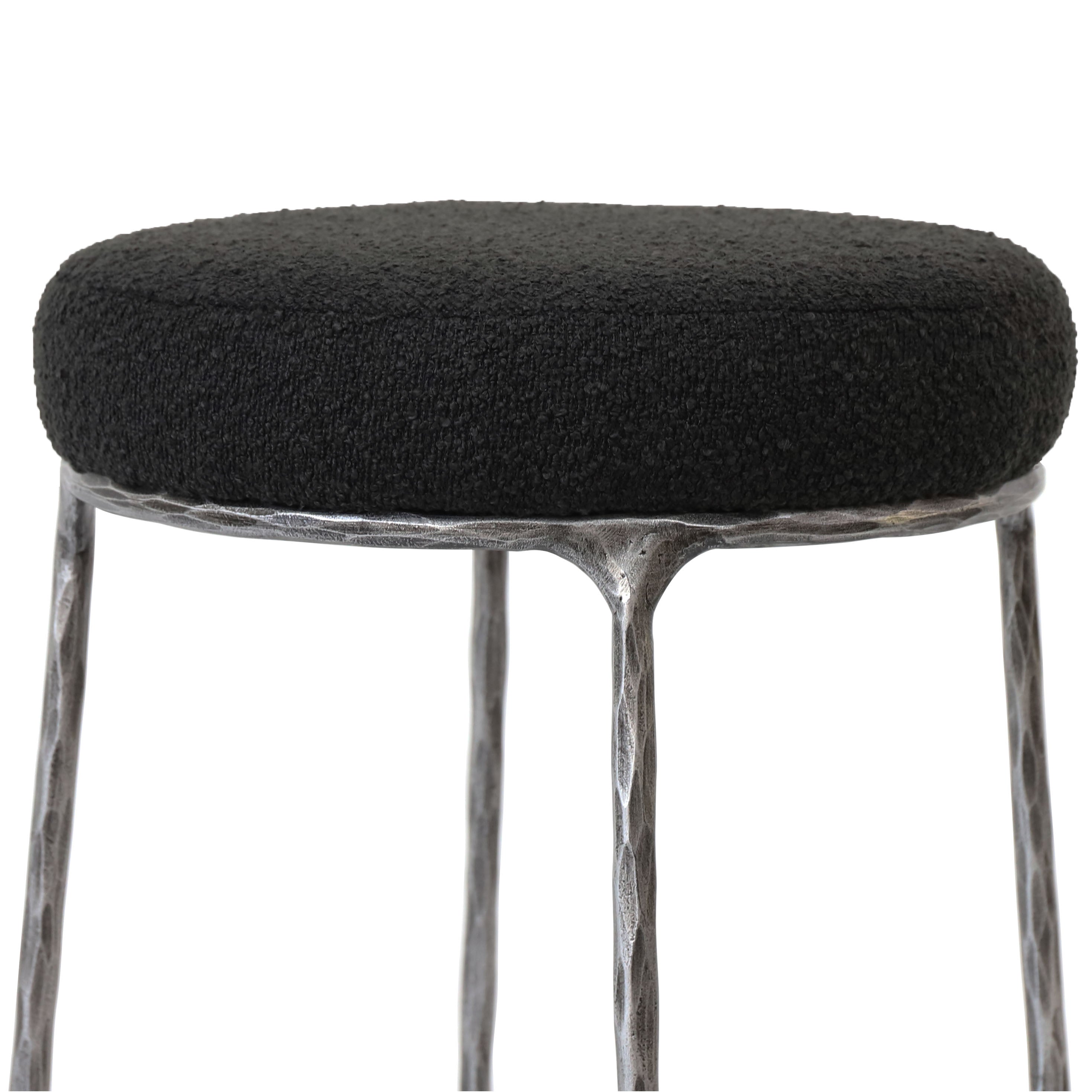 TRUMEN BOUCLE COUNTERSTOOL